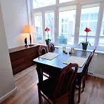 Funkcjonalny Apartament Victus Z 2 Sypialniami By Noclegi Renters Apartamento *