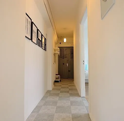 Victus Apartamenty, Adams Sopot